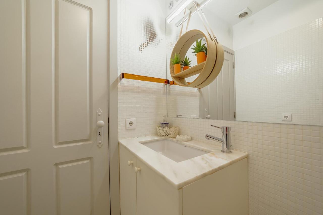 Downtown Modern Studio With Terrace By Vacationy Porto Eksteriør bilde
